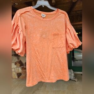 NwT BiBi Ornge washed t-shirt w/ pleated balloon short sleeves